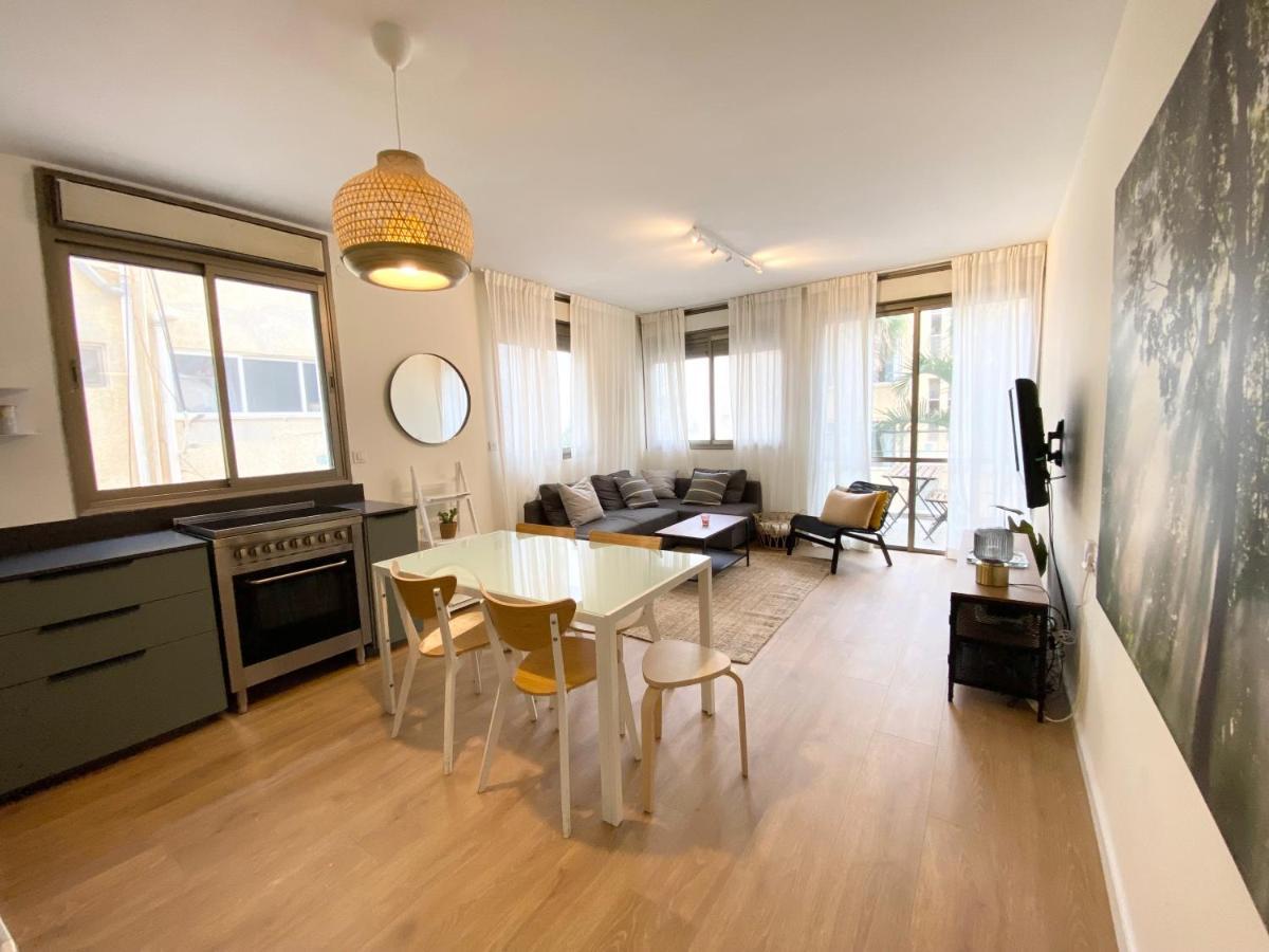 Sea Suites Tel Aviv Bagian luar foto